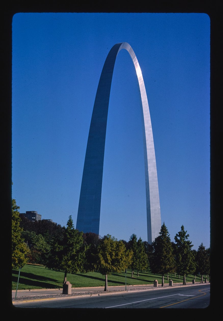 Gateway Arch, Saint Louis, Missouri, USA by John Margolies