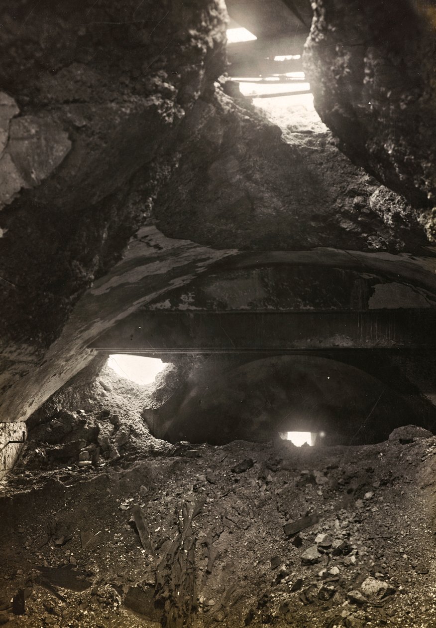 Rubble of a factory (b/w photo) by Josef Zohles