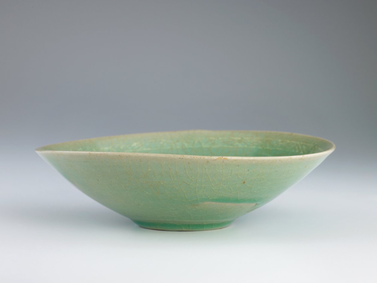 Bowl with Inlaid Decoration of Paired Fish by Korean School