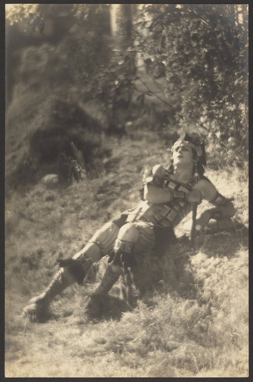 Fallen Gladiator by Louis Fleckenstein