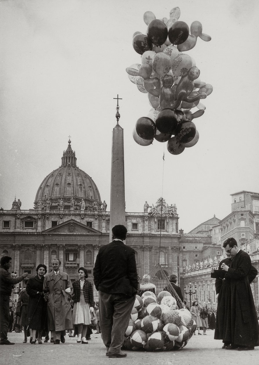 Sale of Balloons in Front of St. Peter