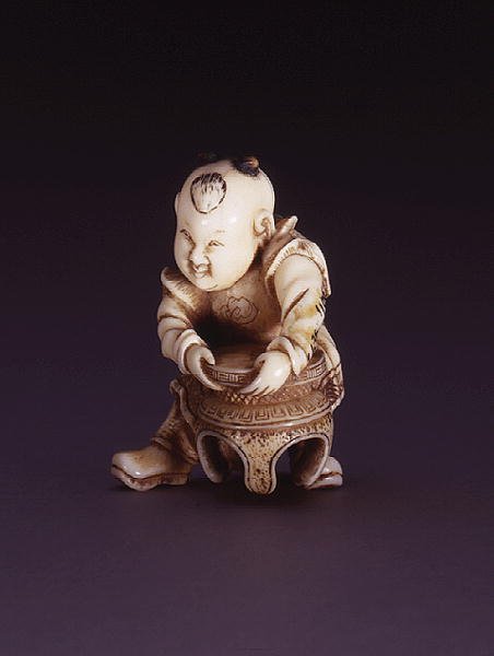 Netsuke, depicting a karako by Nagahama Sokei