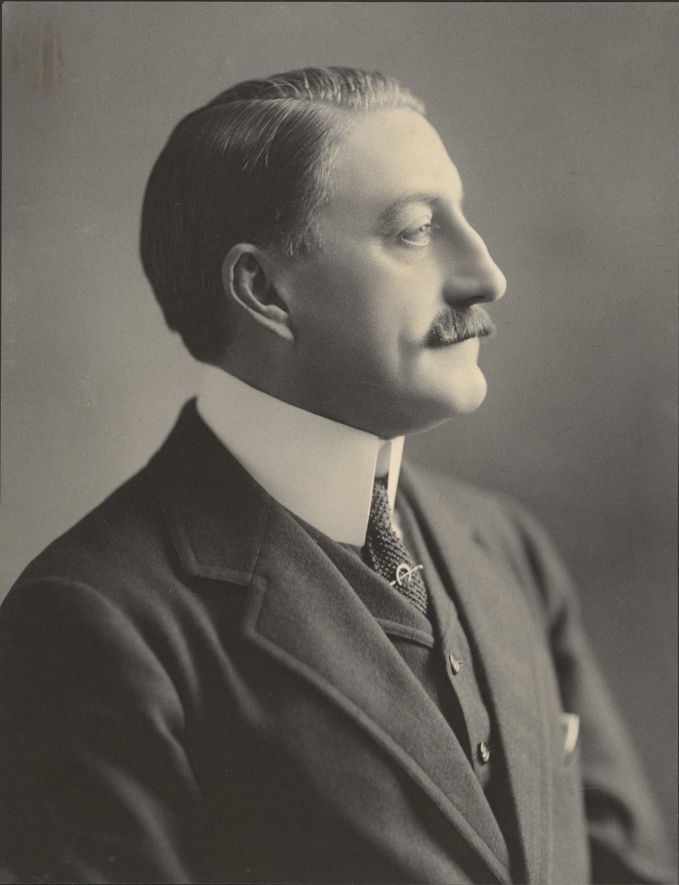 [Portrait of John Drew, Jr.] by Napoleon Sarony