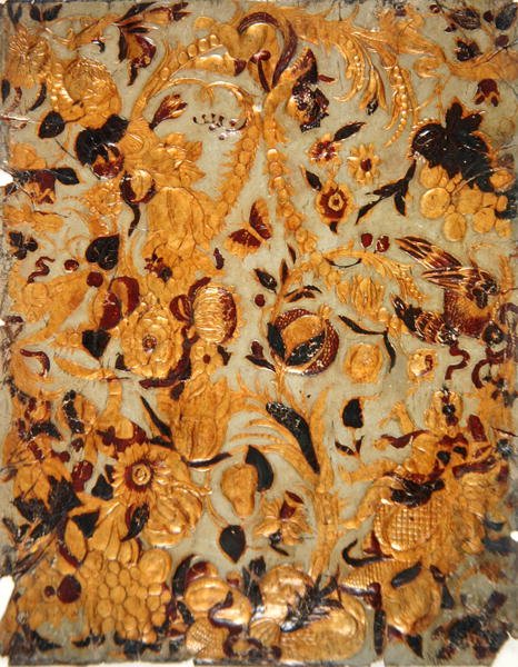 Gold wallpaper by School Dutch