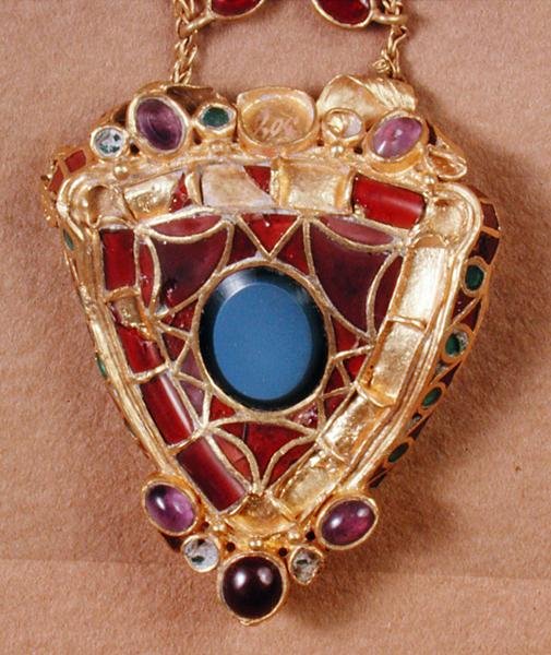 Brooch Set with Indian Garnets and Onyx, Late 4th Century by School German