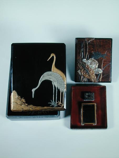 Box depicting two cranes and a writing case depicting a swallow, Edo Period by Japanese School