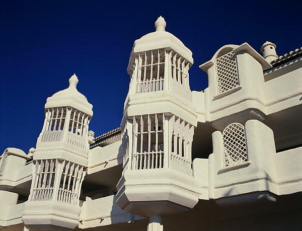 Houses in the marina by School Spanish