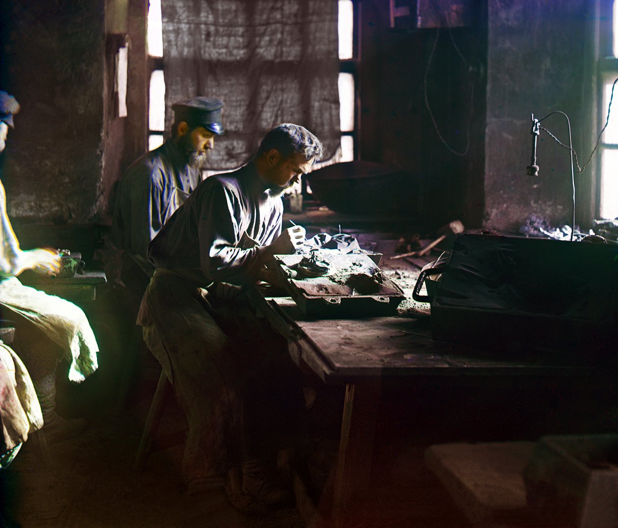 Workers Molding an Artistic Casting at the Kasli Iron Works, Ural Mountains, Russian Empire, 1910 by Sergey Prokudin Gorsky