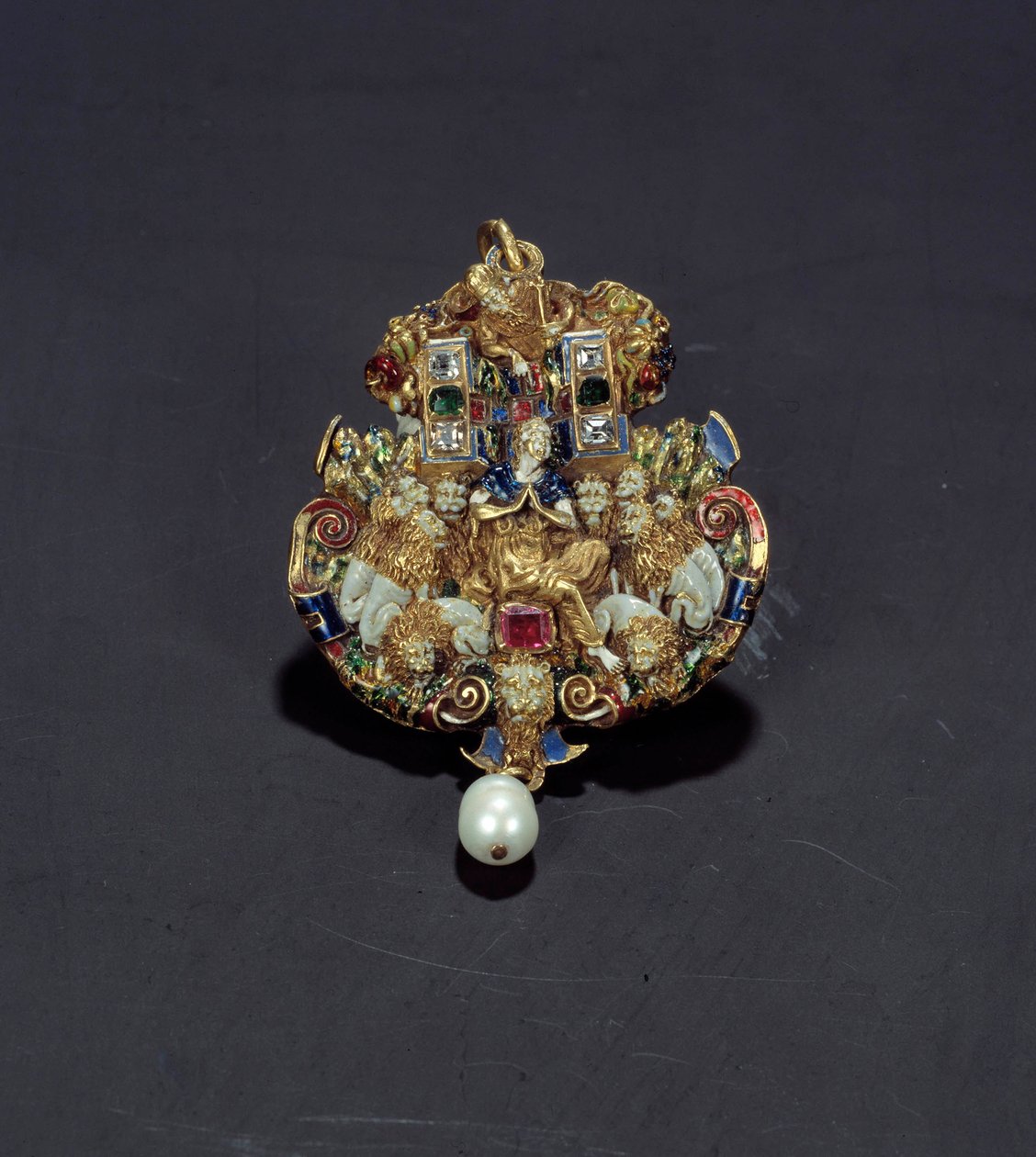 Jewellery: Diamond Pendant, Enamel on Gold Round, Emerald and Pearl Representing Daniel in the Lion Pit by Spanish School