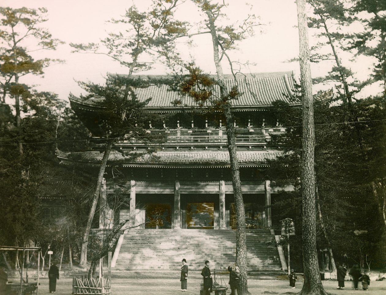 Chion-in Buddhist Temple Gate, Higashiyama District, Kyoto, circa 1900 - 1915 by Teijiro Takagi