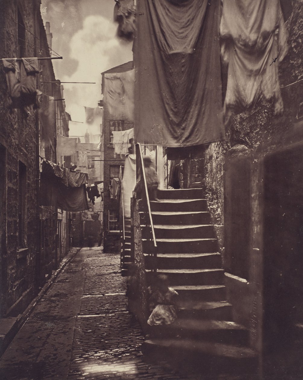 Close, No. 193 High Street by Thomas Annan