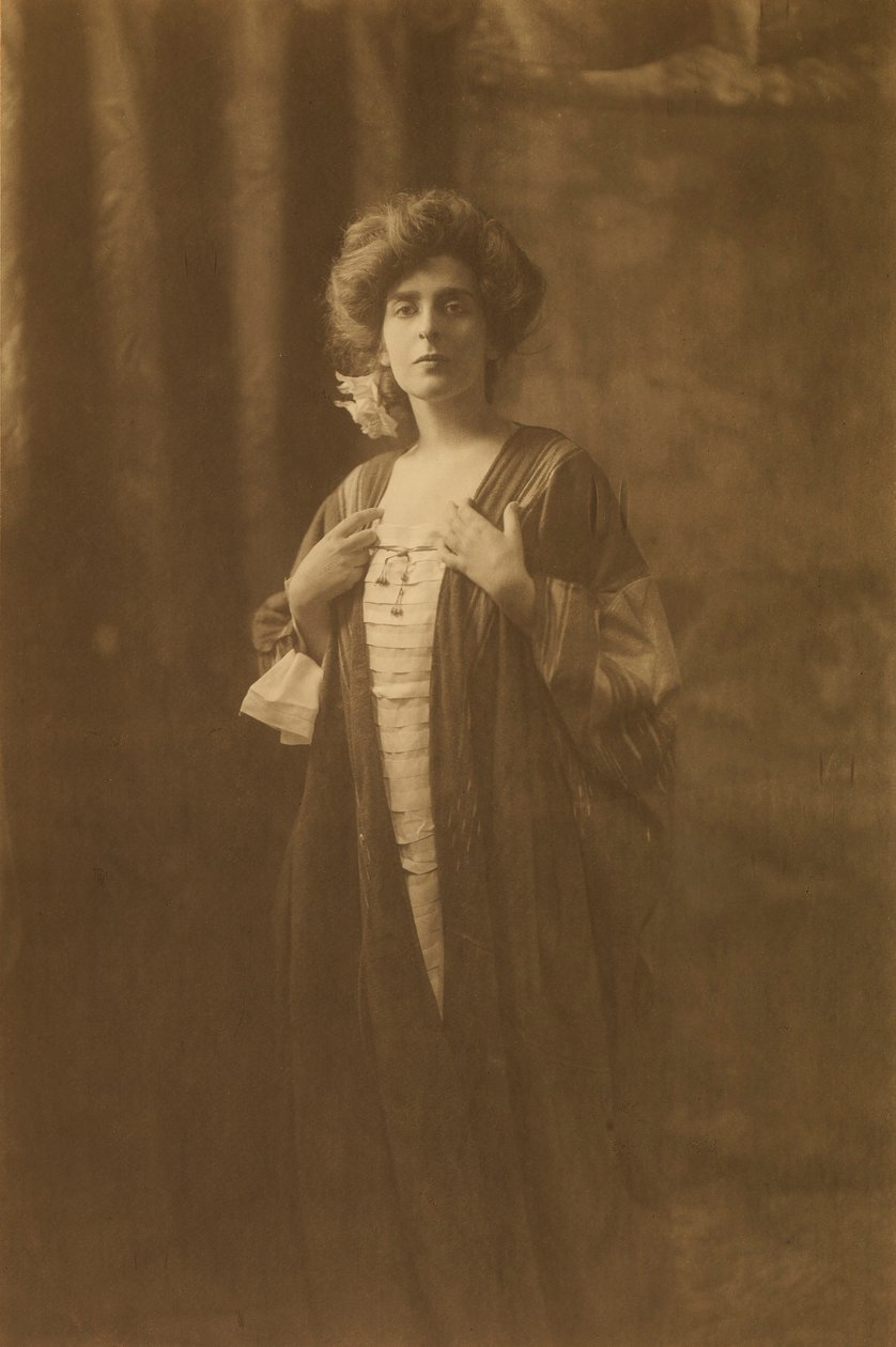 Laura Dreyfus Barney by Toponier Roissonnas