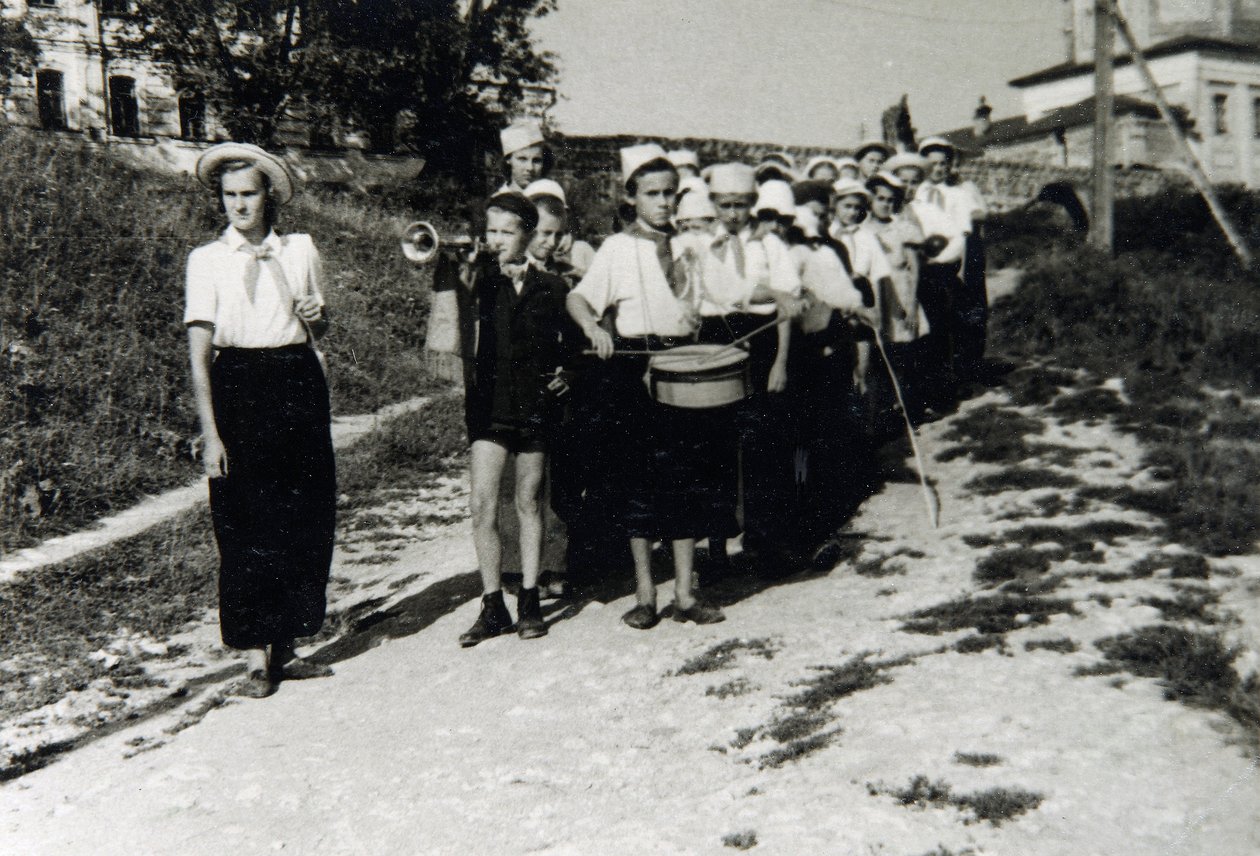 A Pioneers Unit at All-Union Young Pioneer Camp Artek, Gurzuf, Crimea, USSR, 1930s by Unbekannt