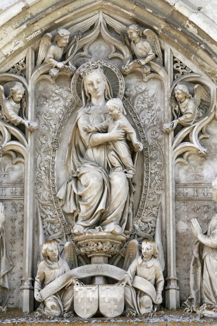 Amboise castle chapel tympanum: Virgin and child, Amboise, France by Unbekannt