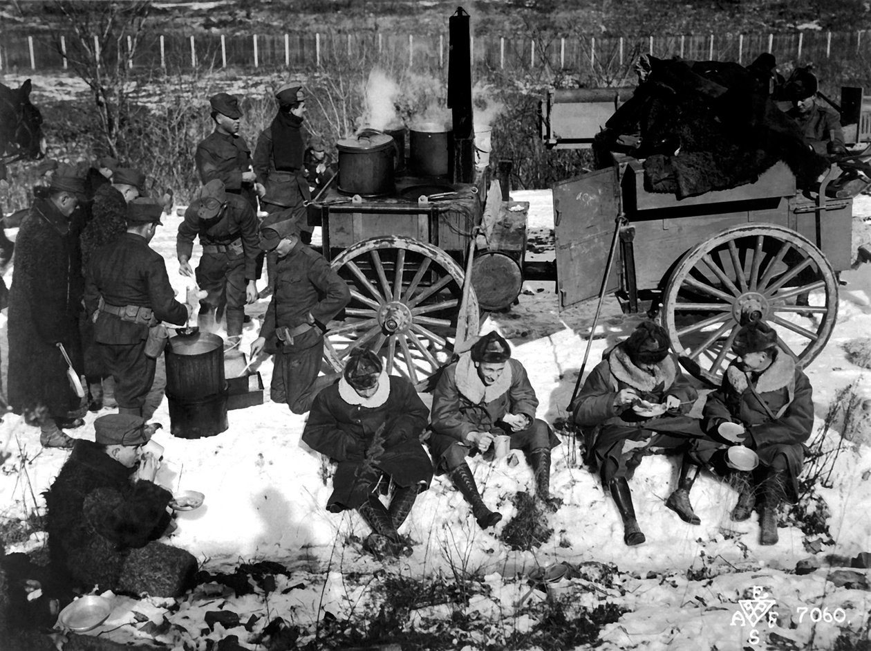 An American Infantry Camp in Siberia, Russia, December 1918 by Unbekannt