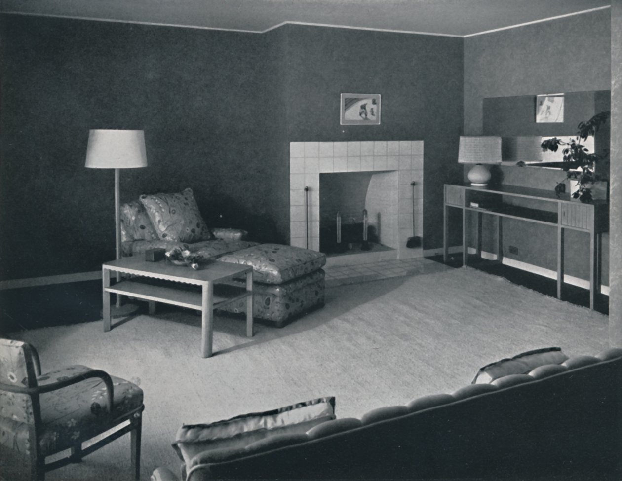 Bedroom in the house of Mr. Anatole Litvak in Saint Monica, California by Unbekannt
