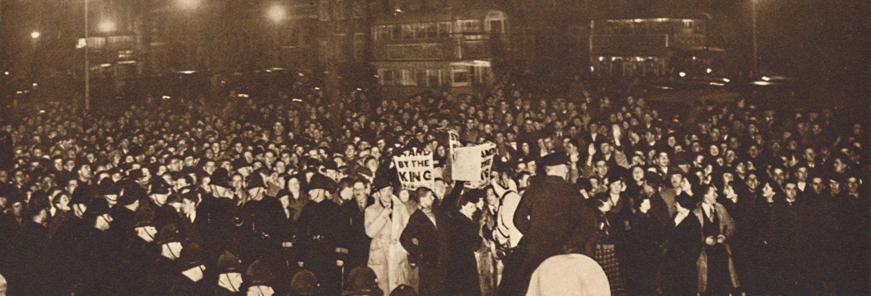 Demonstration in Whitehall, December 10th, 1936 by Unbekannt