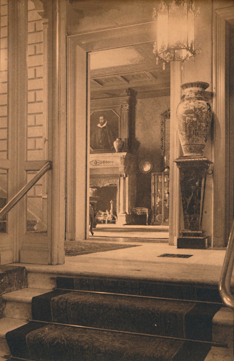 Entrance to the Foyer of the Cuban Embassy in Brussels, Belgium by Unbekannt