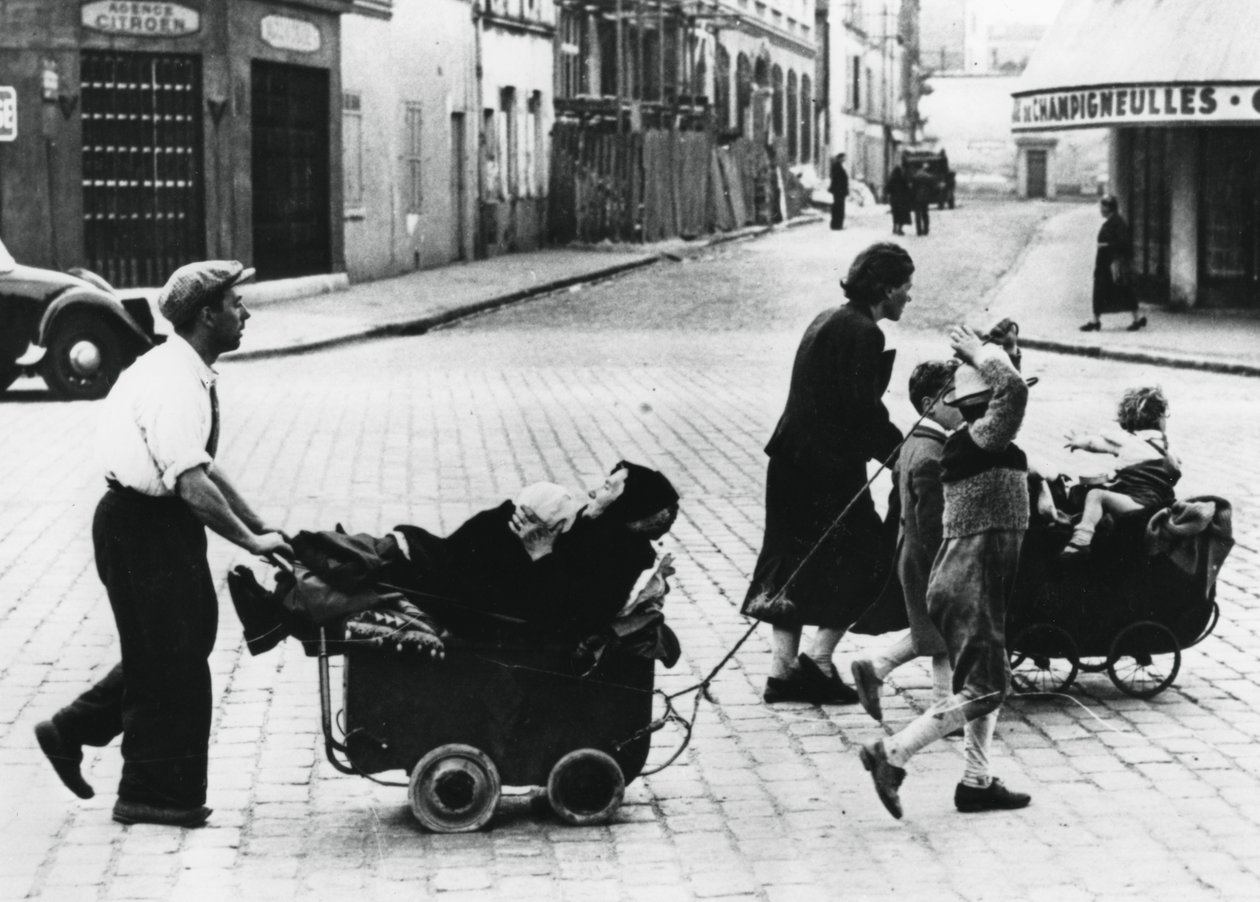 French Refugees Returning Home After the Fall of France to the Germans, July 1940 by Unbekannt