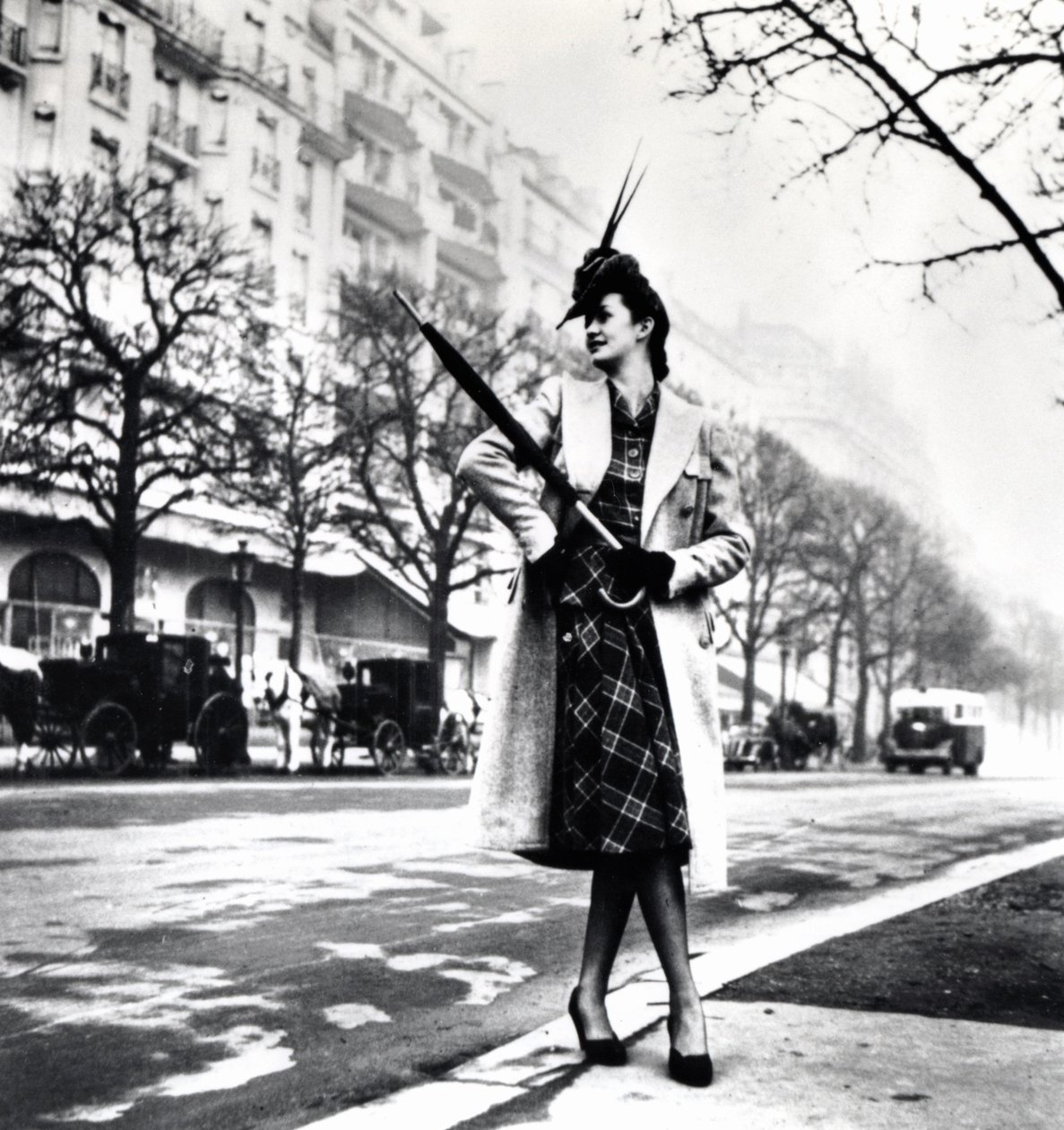 Germaine Leconte, Paris, February 1942 by Unbekannt