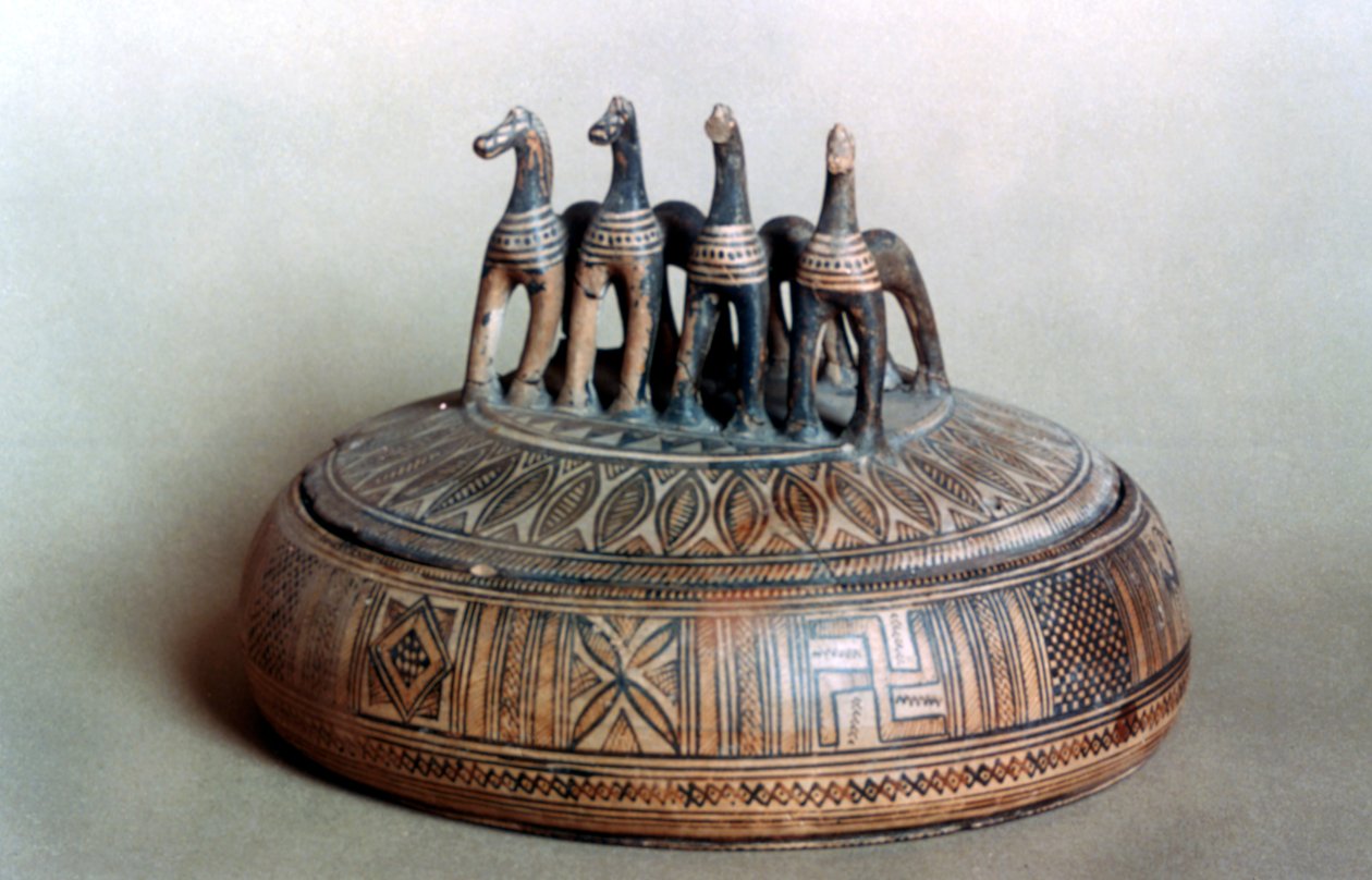 Greek Pyxide, 9th-8th Century BC by Unbekannt