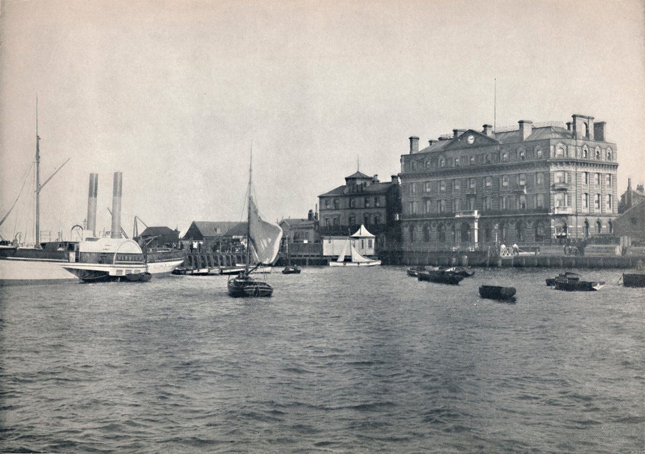 Harwich - The Quay and Great Eastern Hotel by Unbekannt