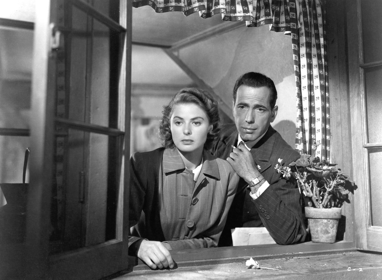 Ingrid Bergman and Humphrey Bogart in Casablanca by Unbekannt