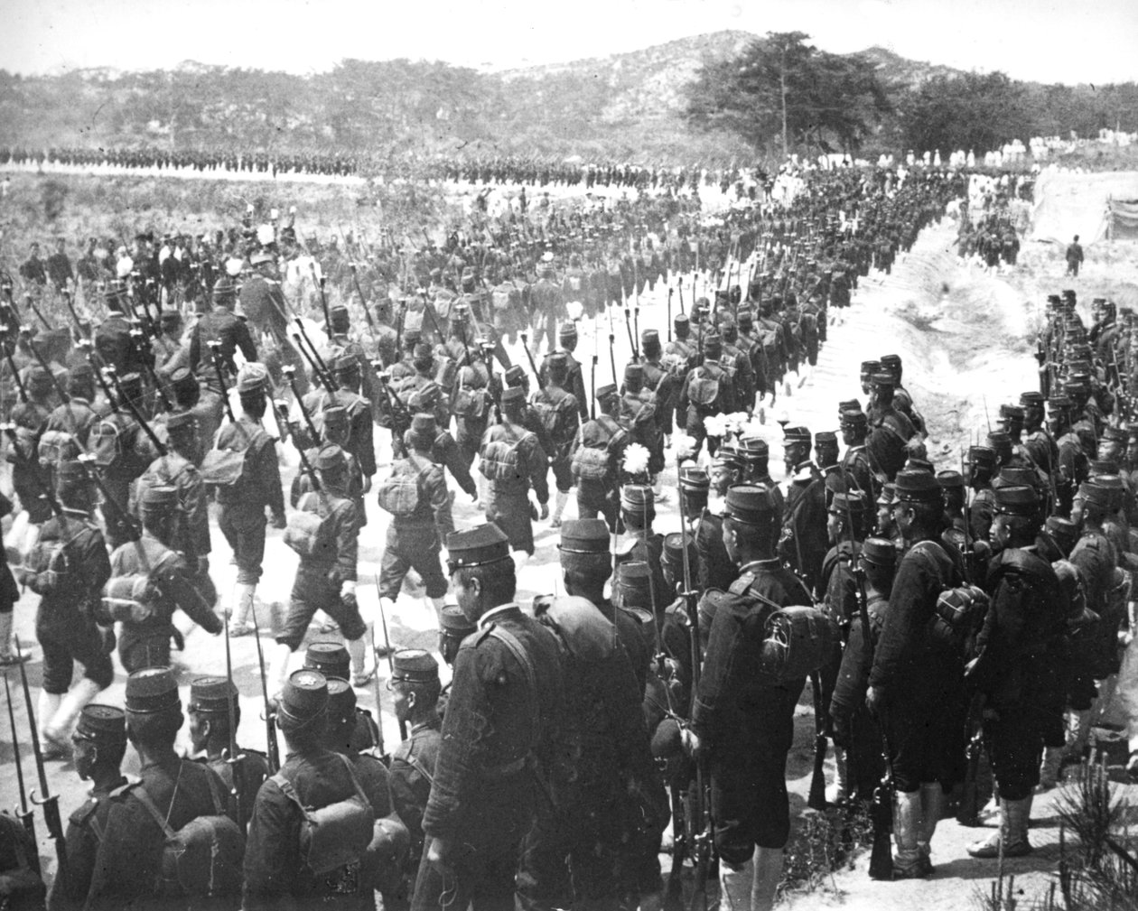 Japanese troops, Korea by Unbekannt
