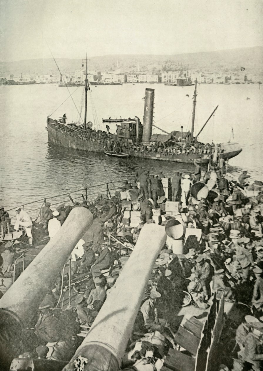 landing-of-the-british-troops-at-salonika-by-unbekannt