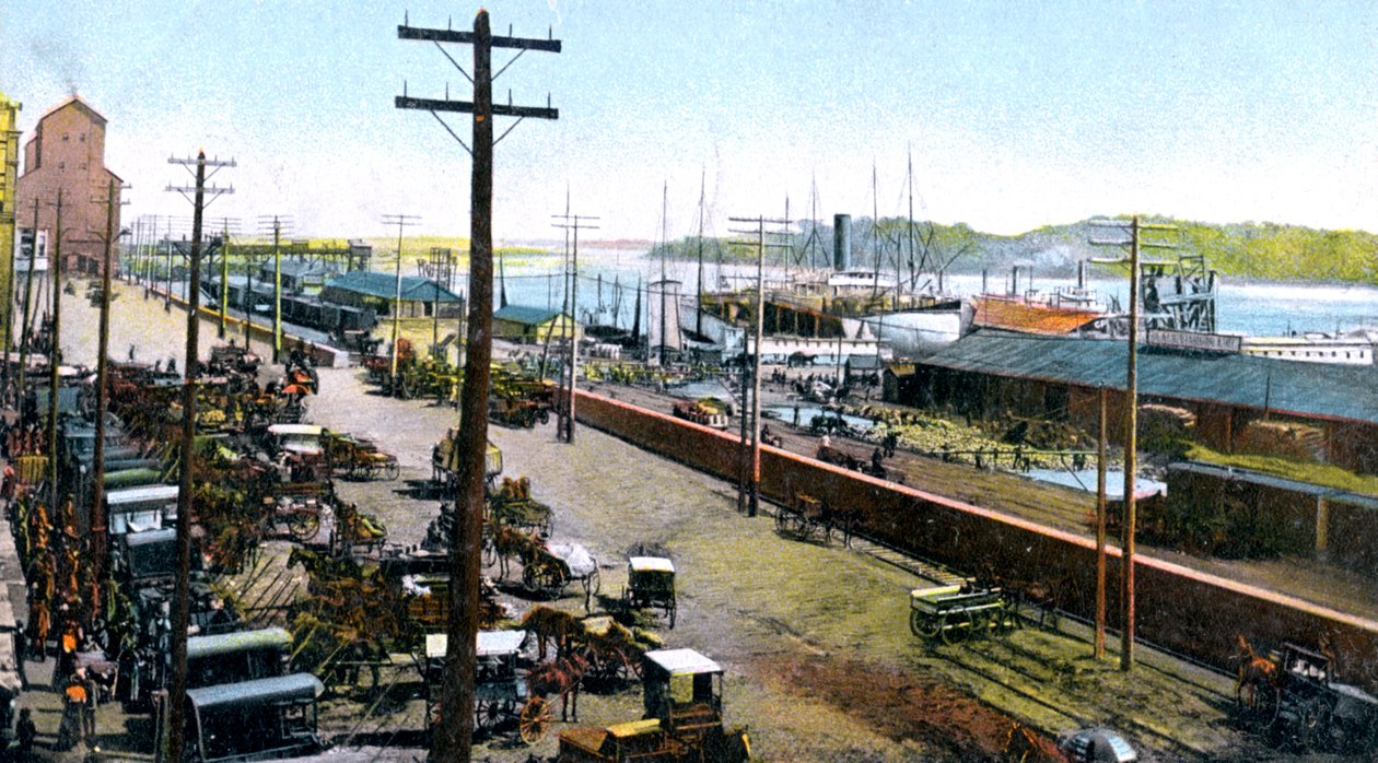 Montreal Harbour, Montreal, Canada by Unbekannt