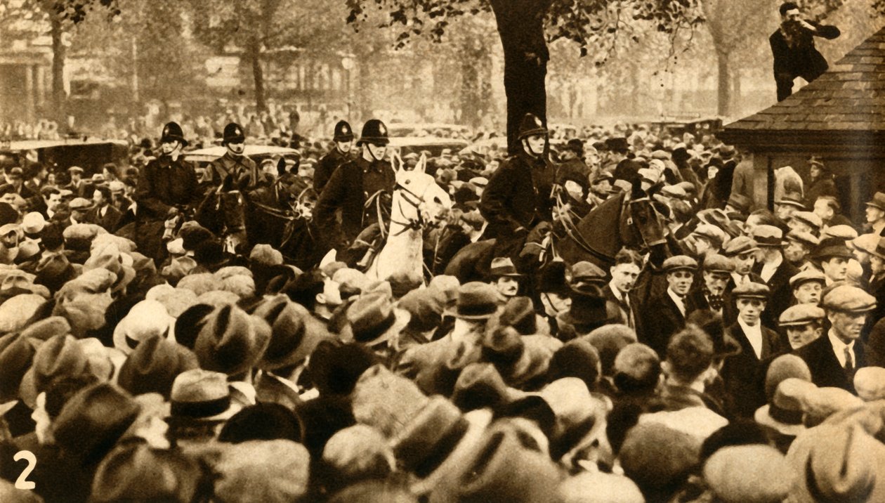 Mounted Police and Marchers, Means Test Protests, Hyde Park, London by Unbekannt