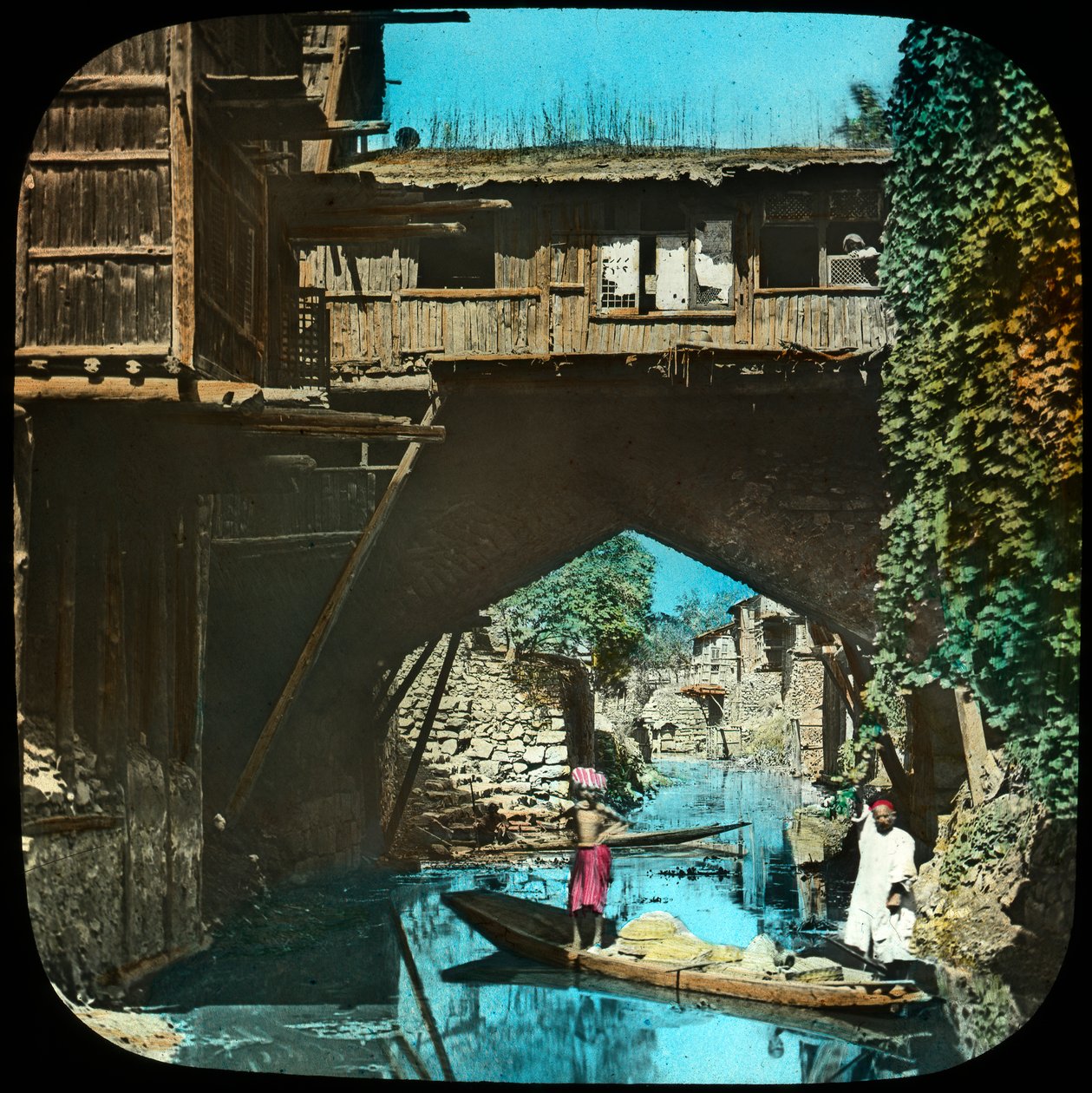 Old Bridge, Srinagar, Kashmir, India, Late 19th or Early 20th Century by Unbekannt