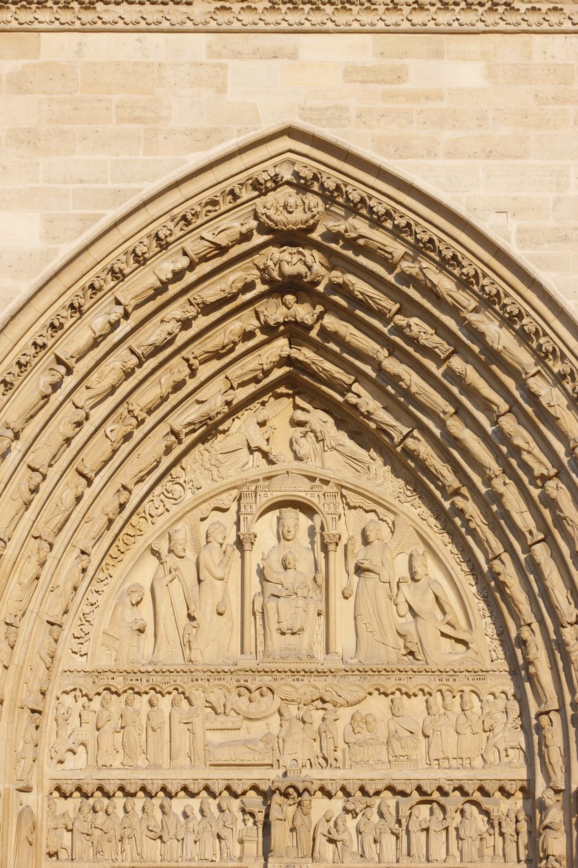 Paris Notre Dame Cathedral west wing: Saint Anne