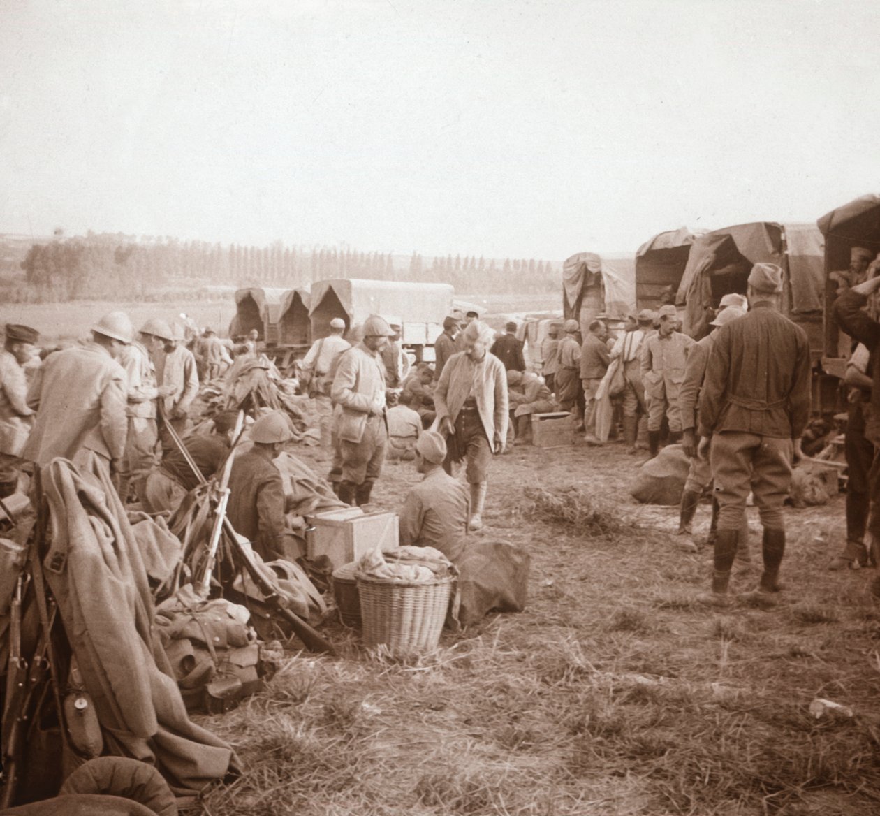 Rest-stop, Genicourt, northern France, c1914-c1918 by Unbekannt