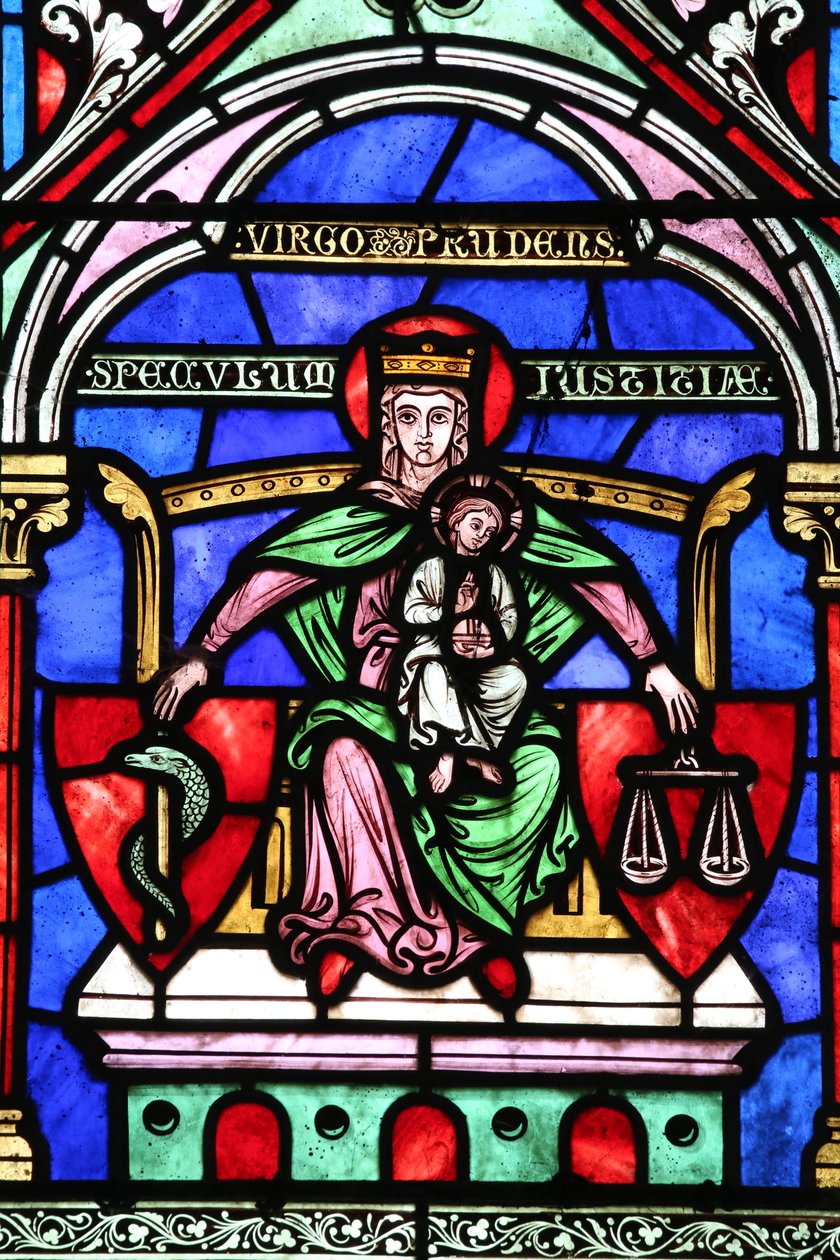 Saint Fargeau Church, Stained Glass Window, Virgin Mary and the Infant Jesus by Unbekannt