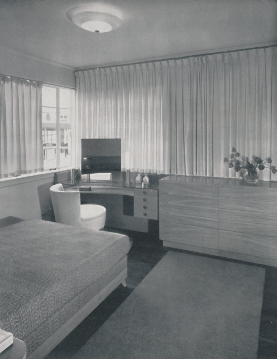 Simple and Practical Lines Characterise This Bedroom by Unbekannt