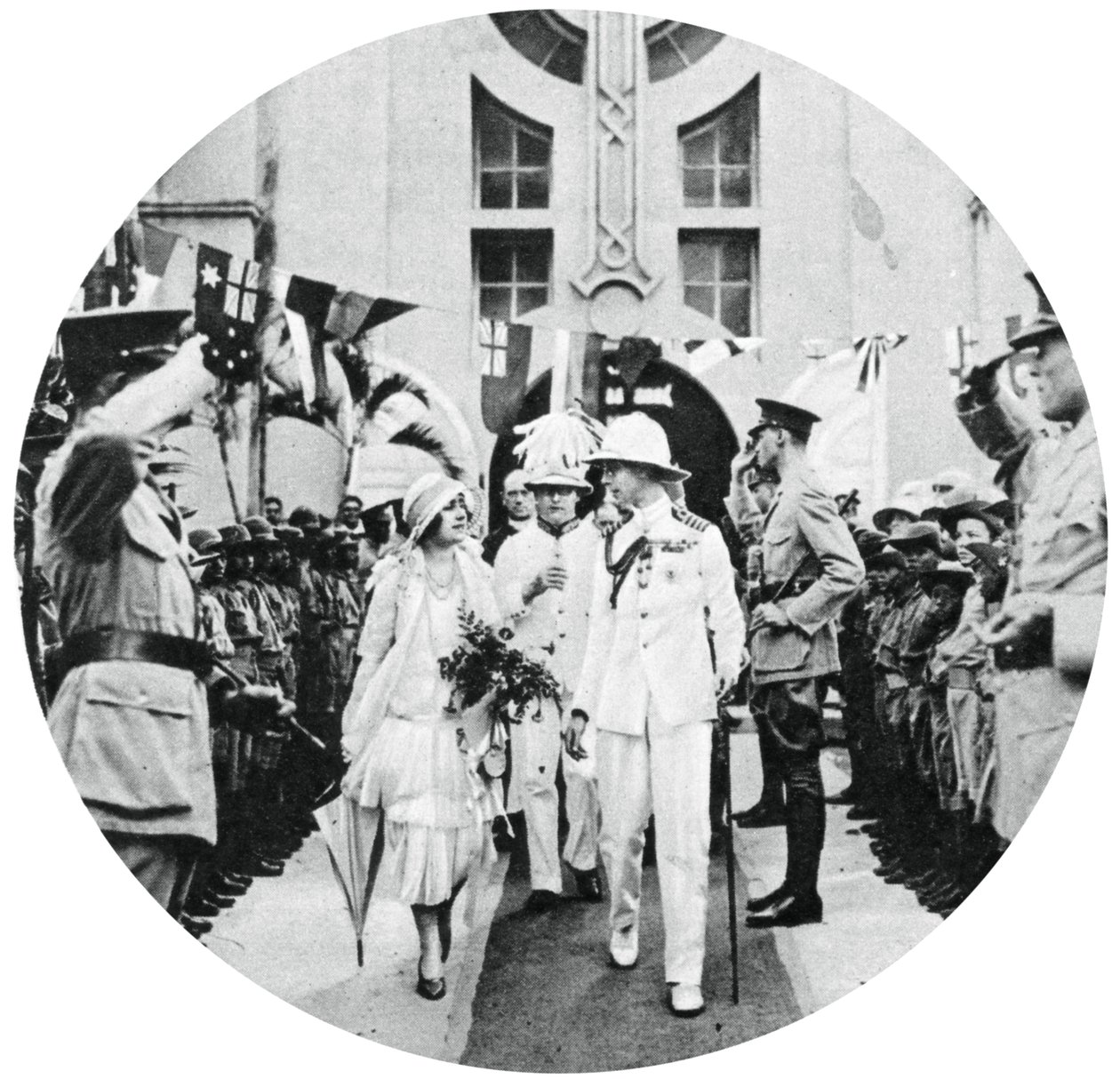 The Duke and Duchess of York Visiting the Tomb of Admiral Benbow, Kingston, Jamaica by Unbekannt