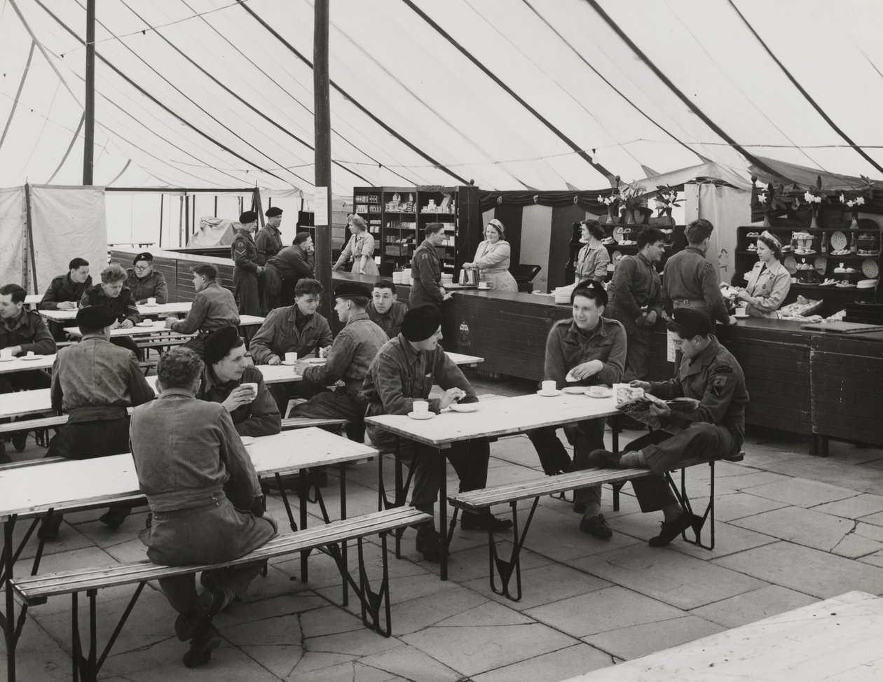 Canteen tent, Weybourne Summer Camp, April 1954 by Unbekannt