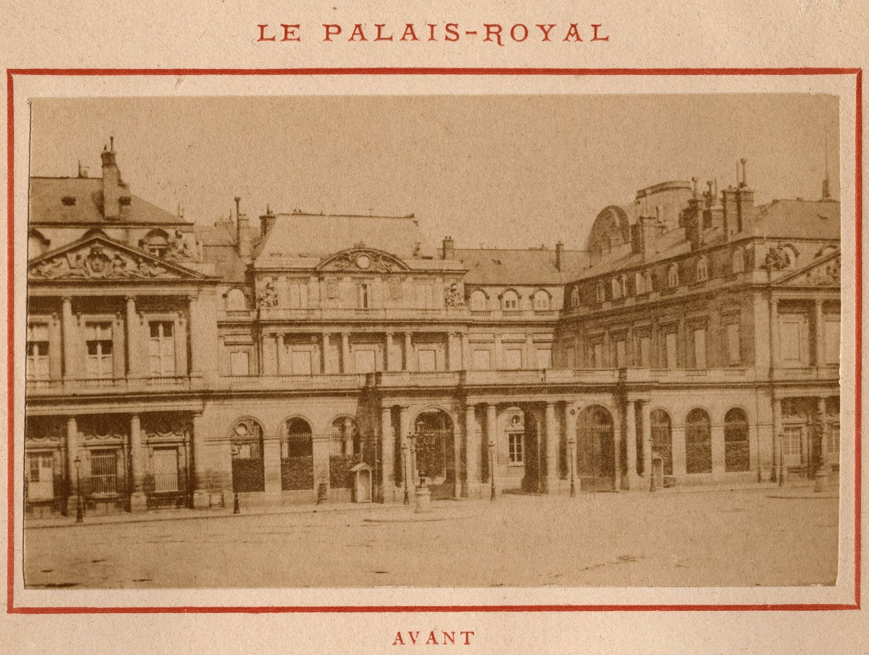 Commune of Paris (1871): view of the Palais-Royal in Paris before the fire of May 1871 by Unbekannt