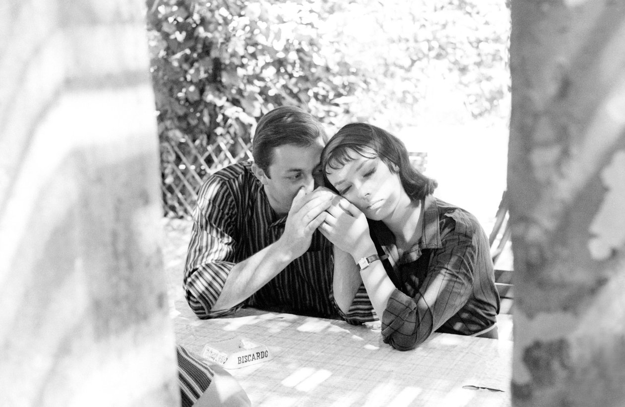 The Actress Marie Laforet with Her Boyfriend the Director Jean Gabriel Albicocco at Venice Lido - 1961 by Unbekannt