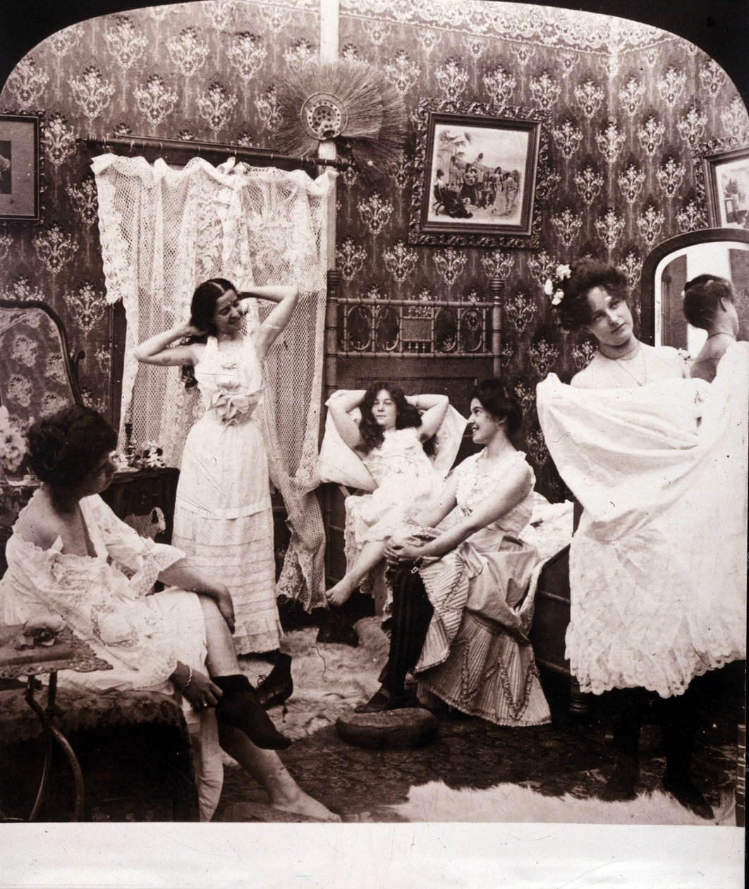 Interior of a brothel at the end of the 19th century by Unknown photographer