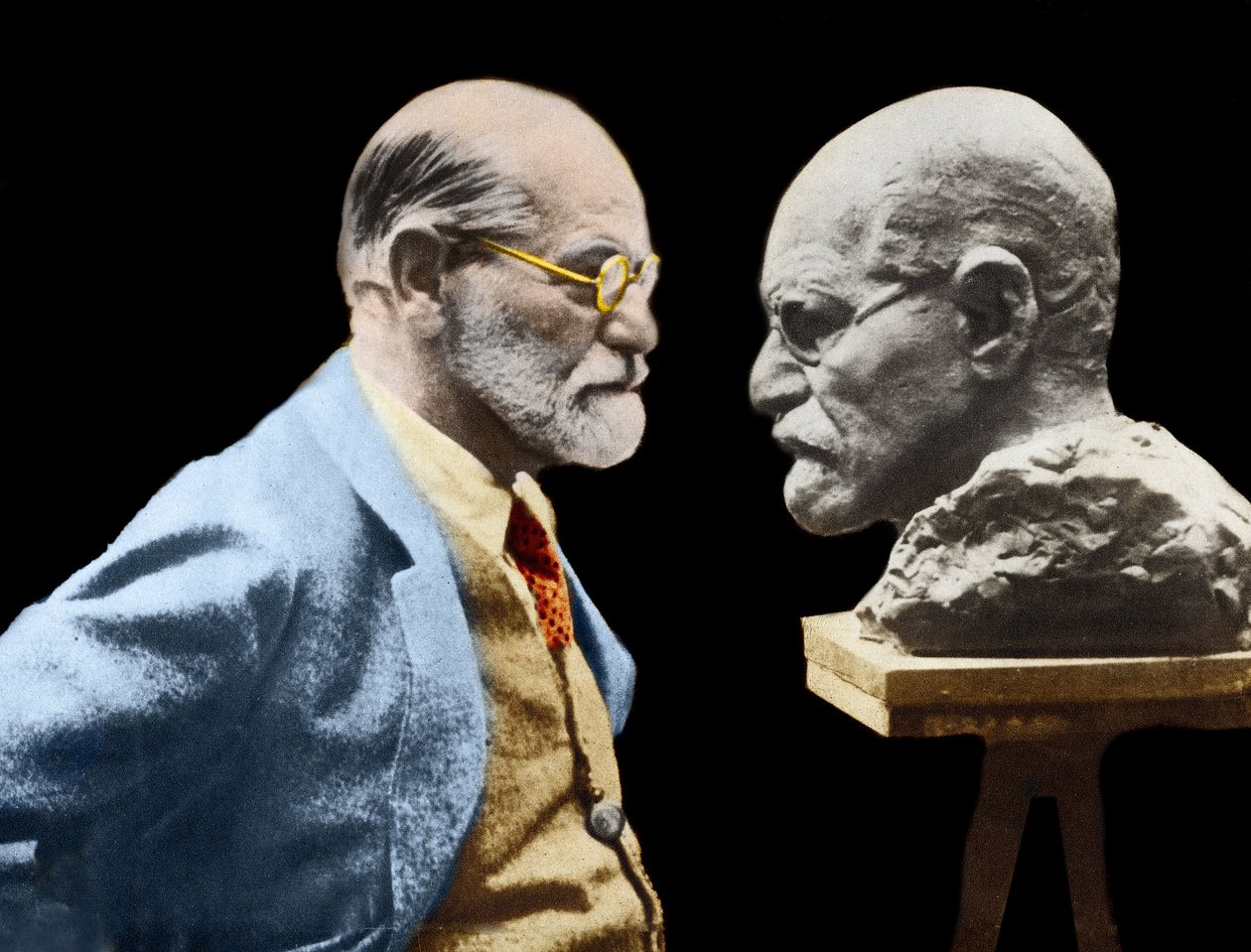 Sigmund Freud Before His Bust by Onuma Nemon, 1931 by Unknown photographer