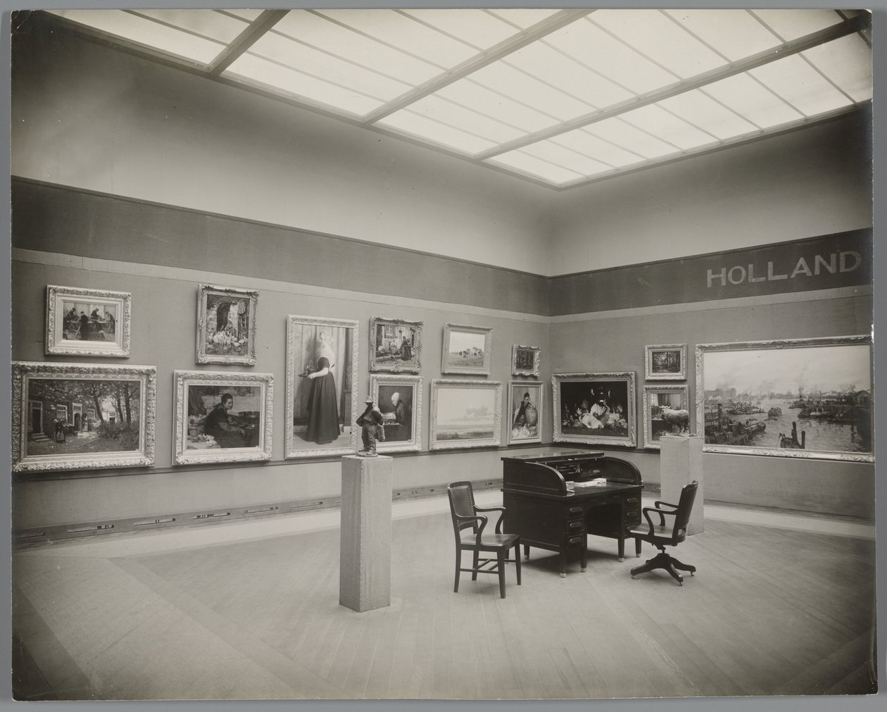 Dutch Halls at the Panama-Pacific International Exposition in San Francisco, 1915 by Willem Witsen