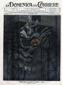 Two women fell from an elevator in Naples in 1910