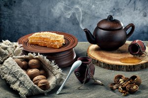 Rustic Honey Tea by Alexey Kurochkin