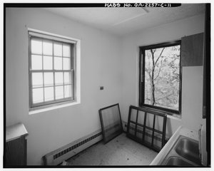 Techwood Homes, Building No. 1, 575-579 Techwood Drive, Atlanta, Fulton County, GA by American Photographer