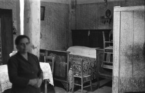 Crotone Worker
