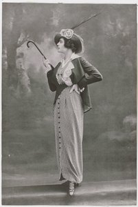 Les Modes, 1913 by Anonymous