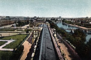 Paris: panorama towards the Louvre. La Seine and Cathedrale Notre Dame, on the right. Photograph of 1920 in Artistic Album of the city of Paris. Private collection.