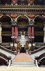 Paris: view of the large staircase of the Opera Garnier. Photograph of 1920 in 